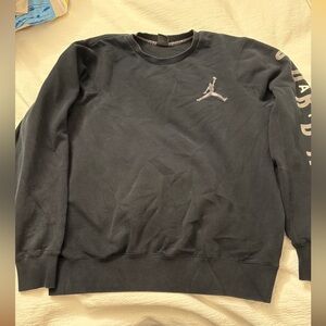 Jordan sweatshirt. Embroidered logo